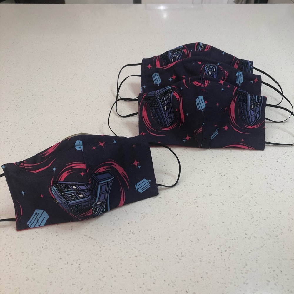 XS/S Wired Tardis Doctor Who Non-Medical Kids Mask